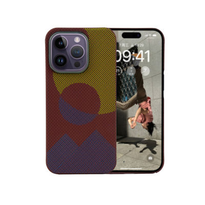 Luxuriöse, maßgeschneiderte Aramid-Carbonfaser-Handyhülle für iPhone 16 Pro Max mit 0,8 mm Dicke und 16 g Gewicht