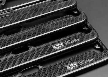 Hochfest bereiten Sie Cadillac-Kohlenstoff-Faser-Lizenz-Rahmen auf