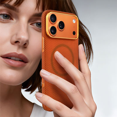 Premium Aramid-Carbonfaser Handyhülle mit Metallrahmen für iPhone 17 Pro Max