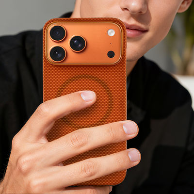 Premium Aramid-Carbonfaser Handyhülle mit Metallrahmen für iPhone 17 Pro Max